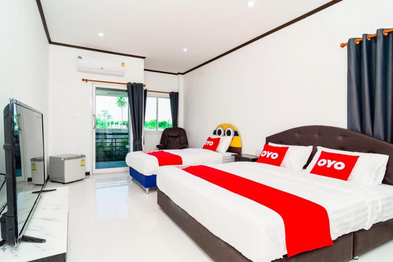 Oyo 533 Runya Poolvilla プラチュワップキーリーカン エクステリア 写真